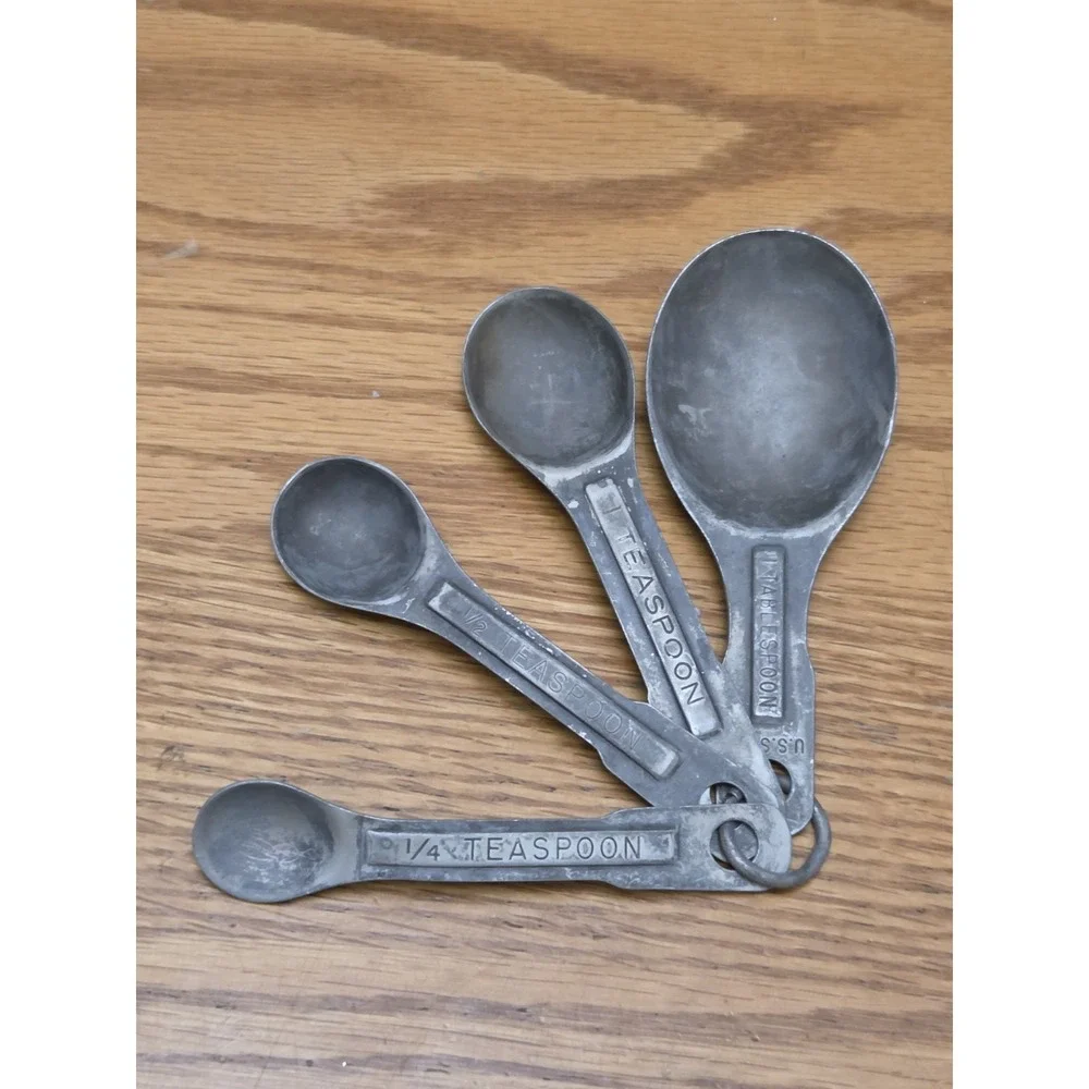 Vintage Aluminum Metal Nesting Oval Measuring Spoons With Ring US Std Set of 4